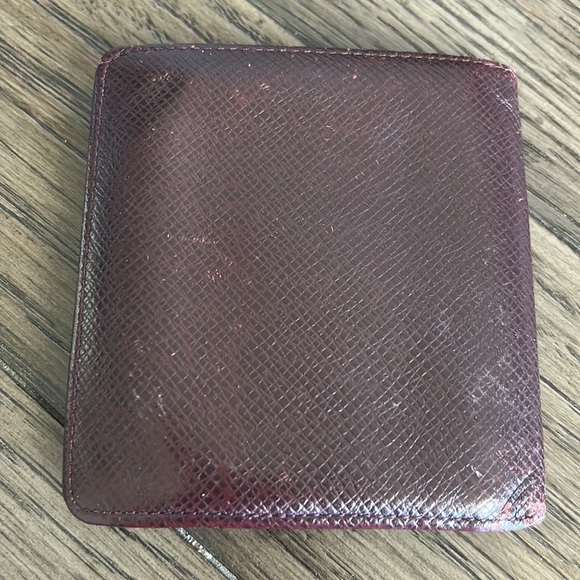 Louis Vuitton Slim Purple Taiga Billfold - Picture 2 of 14